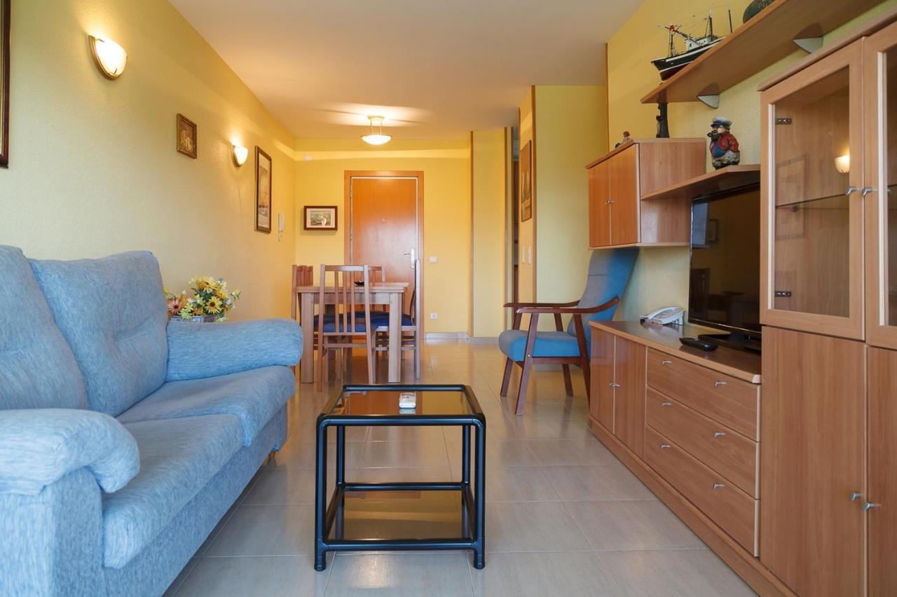 Uhc Village Park Apartments Салоу Екстериор снимка
